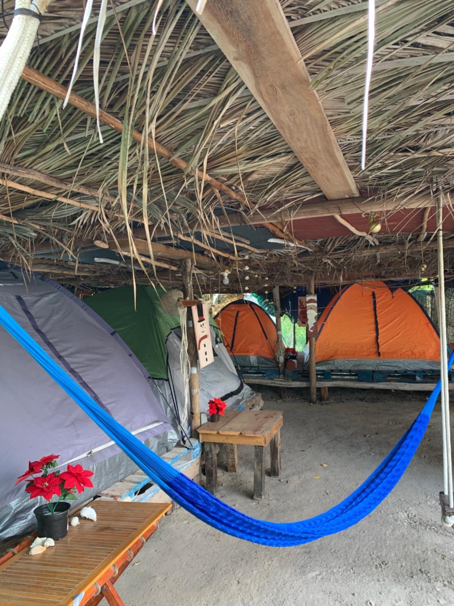Casa De Los Santos Camping Y Eco Cabanas Isla Holbox Kültér fotó