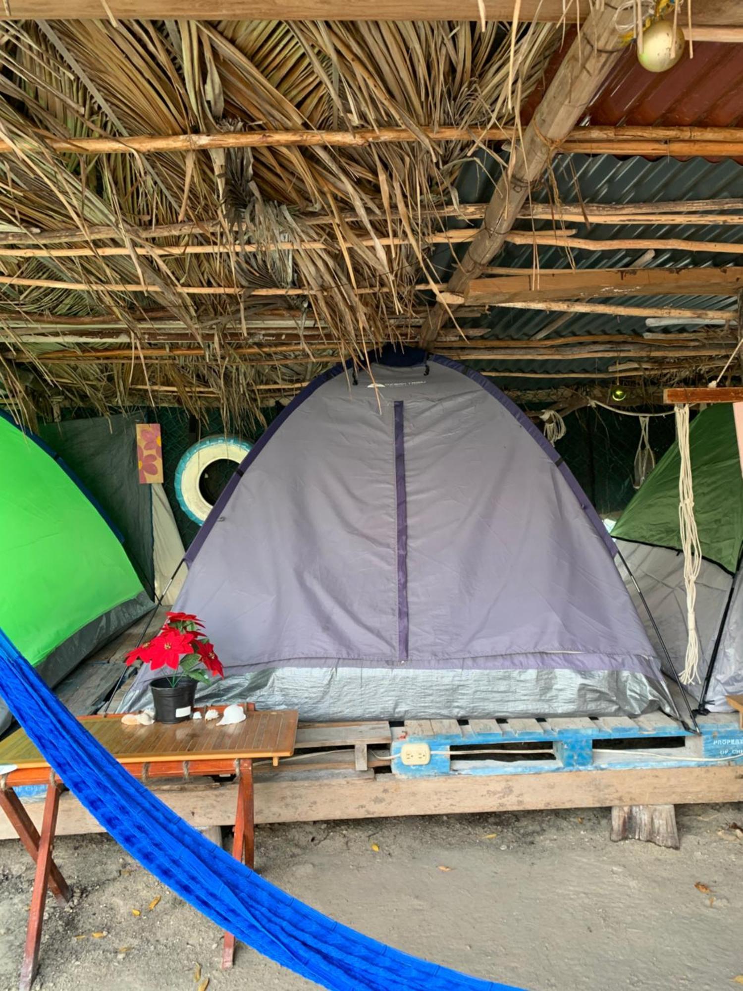 Casa De Los Santos Camping Y Eco Cabanas Isla Holbox Kültér fotó